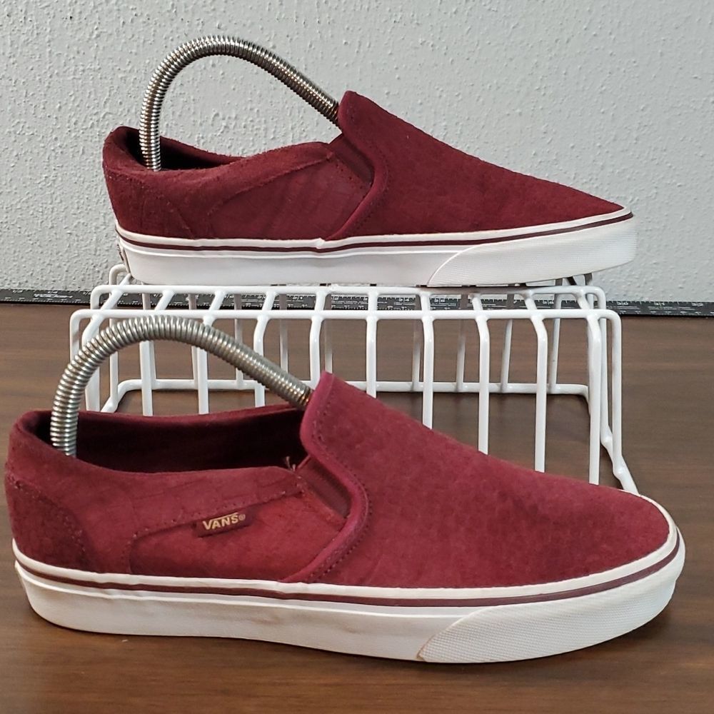 Vans Women's Burgundy | Red Asher Suede Croc Embossed Slip-on Sneakers Size 8